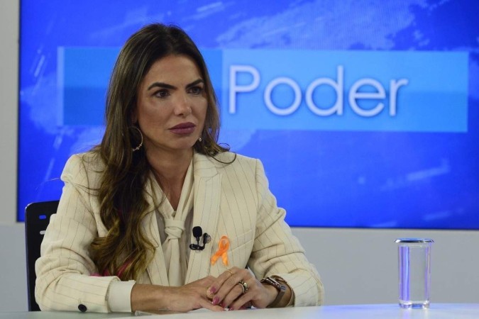 Paula Belmonte,em entrevista ao CB Poder, declara que mantém mandato indepedente.