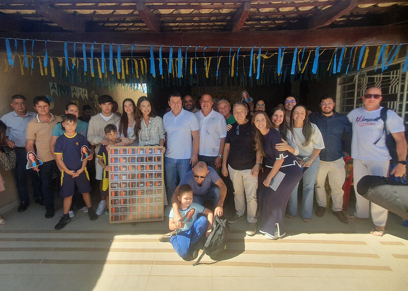 Entre família e amigos, Paula Belmonte celebra aniversário em festa no Instituto AMPB