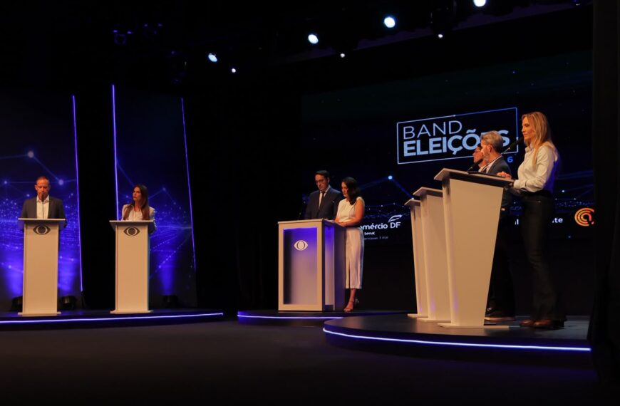 “Precisamos de mulheres que ajudem outras mulheres”, afirma Paula Belmonte em debate