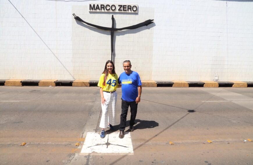 Paula Belmonte dá pontapé na caminhada ao Governo do DF no Marco Zero de Brasília