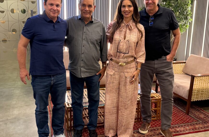 Paula Belmonte alinha próximos passos da campanha e reforça aprimoramento do Plano de Governo
