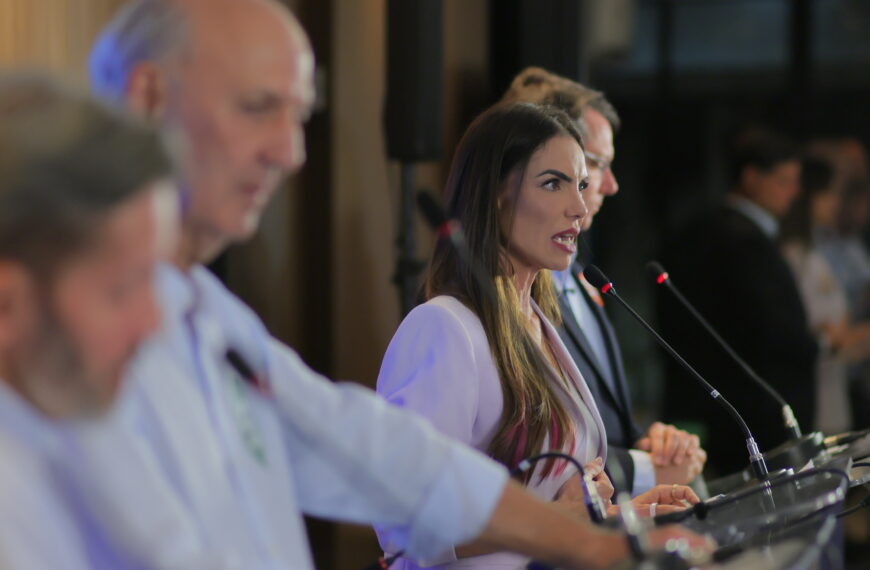 Paula Belmonte apresenta propostas sólidas e combate à corrupção no debate da TMC ao GDF