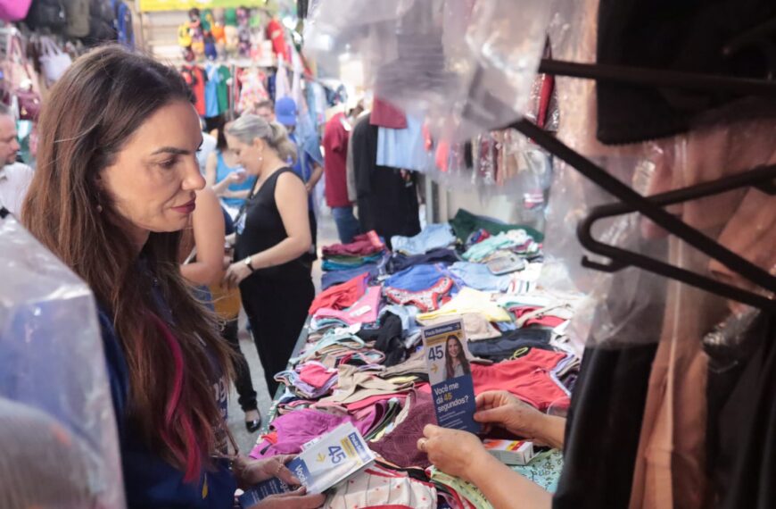 Paula Belmonte percorre maior colégio eleitoral do DF e destaca importância de Ceilândia para Brasília